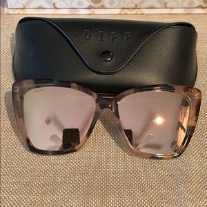 DIFF SUNGLASSES